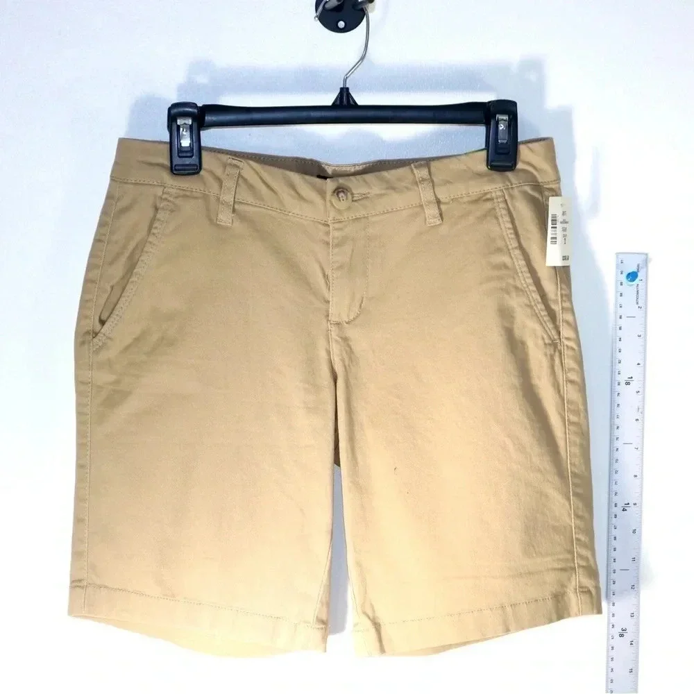 NWT Aeropostale Bermuda Shorts, women’s size 6 - Picture 1 of 6